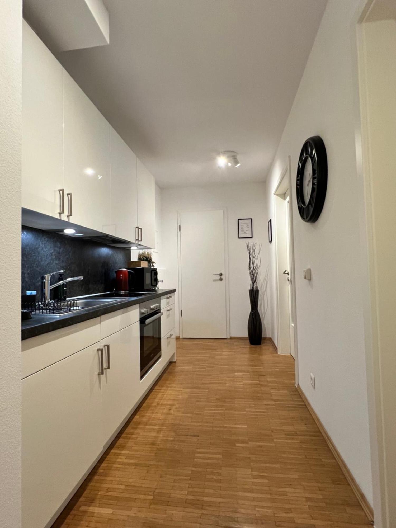 Moderne Wohnung Naehe Hbf-Lift-Tiefgarage-Contactless Check-In Ганновер Екстер'єр фото