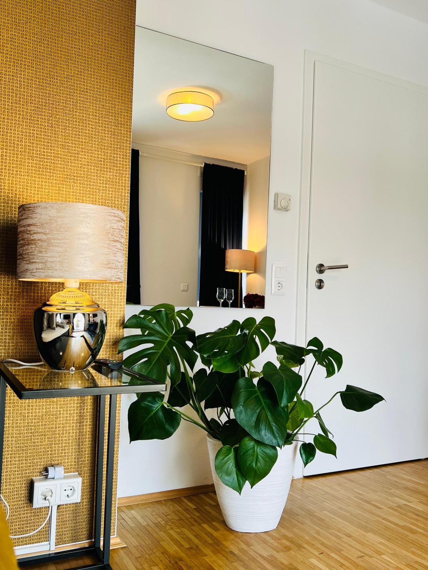 Moderne Wohnung Naehe Hbf-Lift-Tiefgarage-Contactless Check-In Ганновер Екстер'єр фото